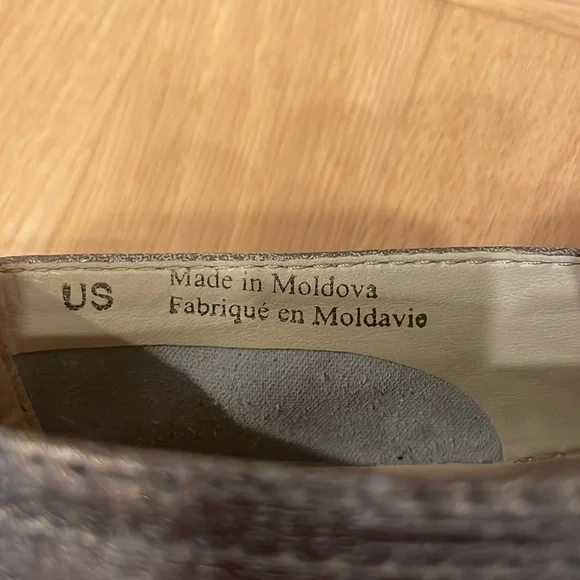 Women’s The Flexx Woven Leather Slip On Sneakers, Size 8 - Picture 6 of 7